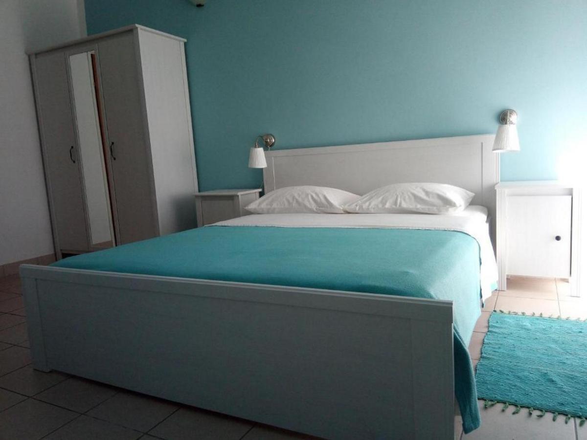 Apartments Zadro Tribalj Екстериор снимка