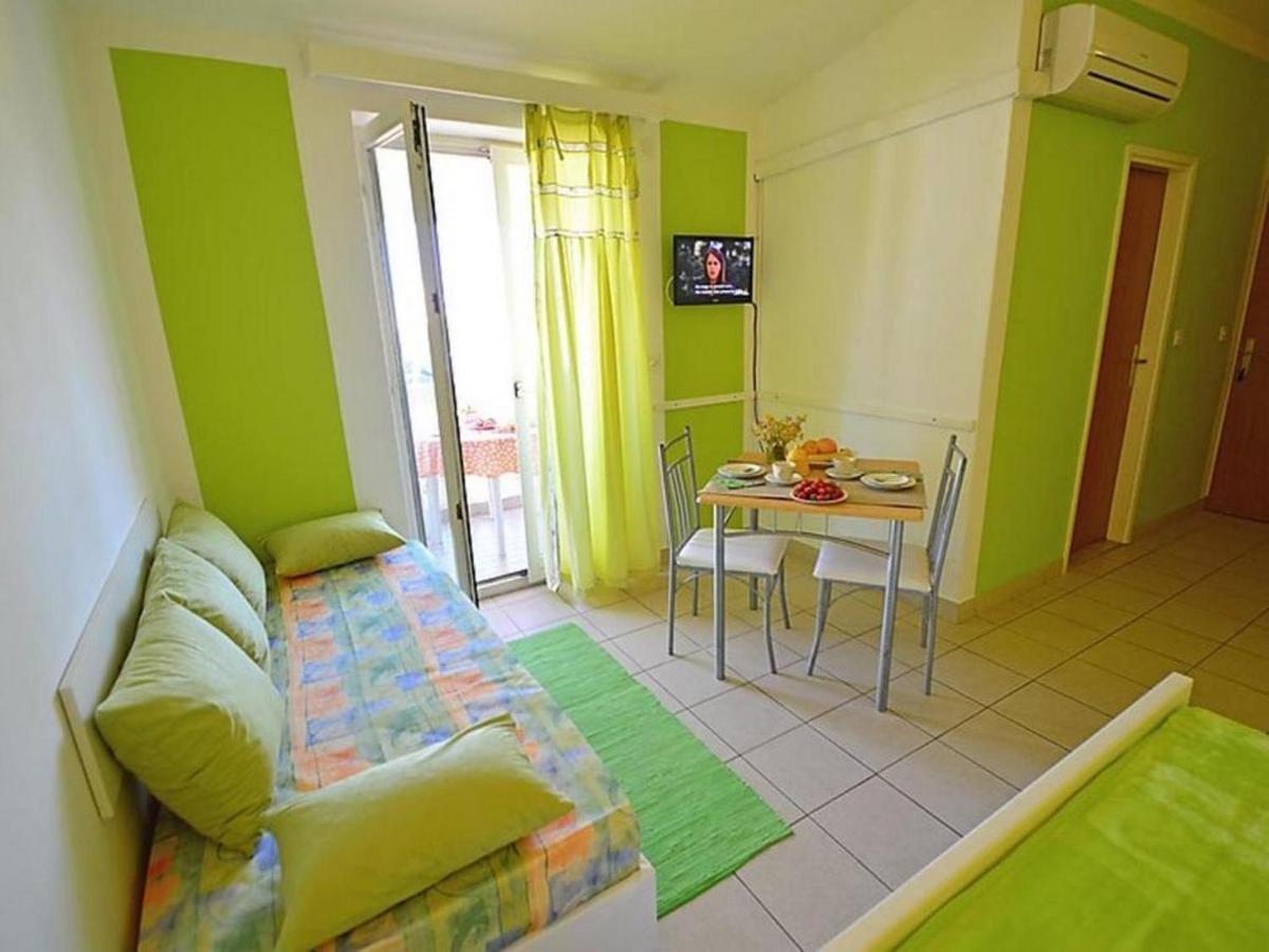 Apartments Zadro Tribalj Екстериор снимка